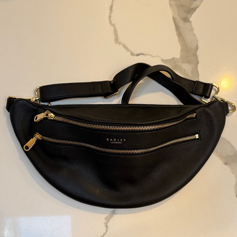 RADLEY LONDON Black Leather Crossbody Bag